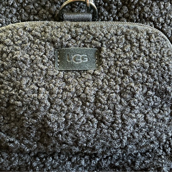 UGG shearling backpack NWOT - Picture 13 of 15